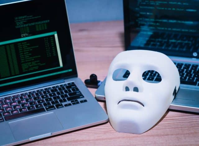 peritaje suplantacion identidad