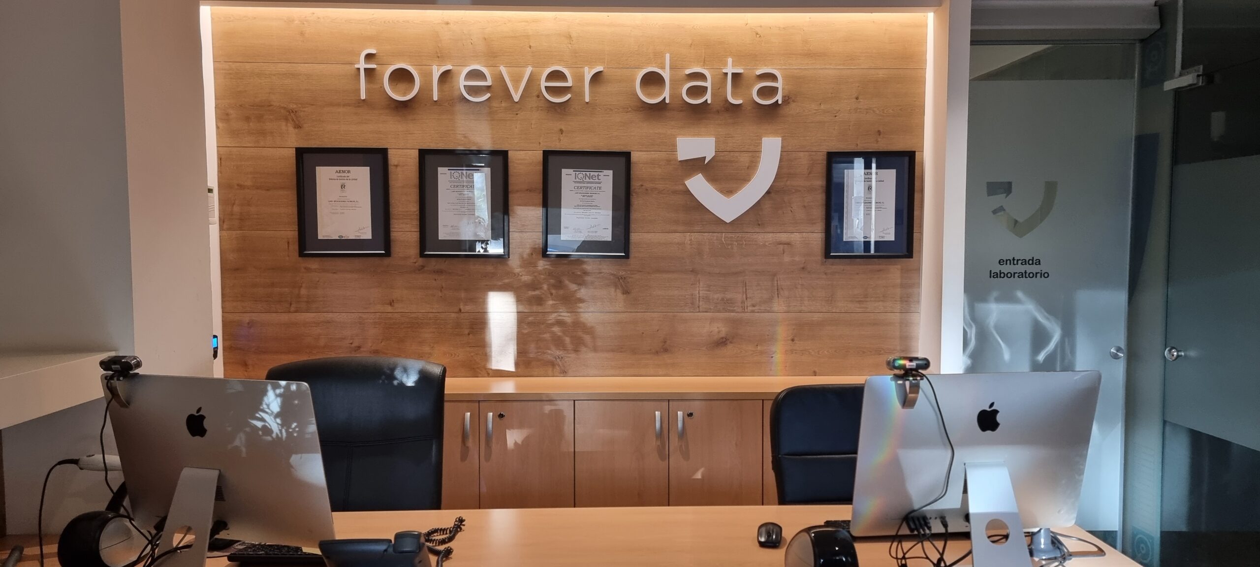 Laboratorio Laby Forever Data